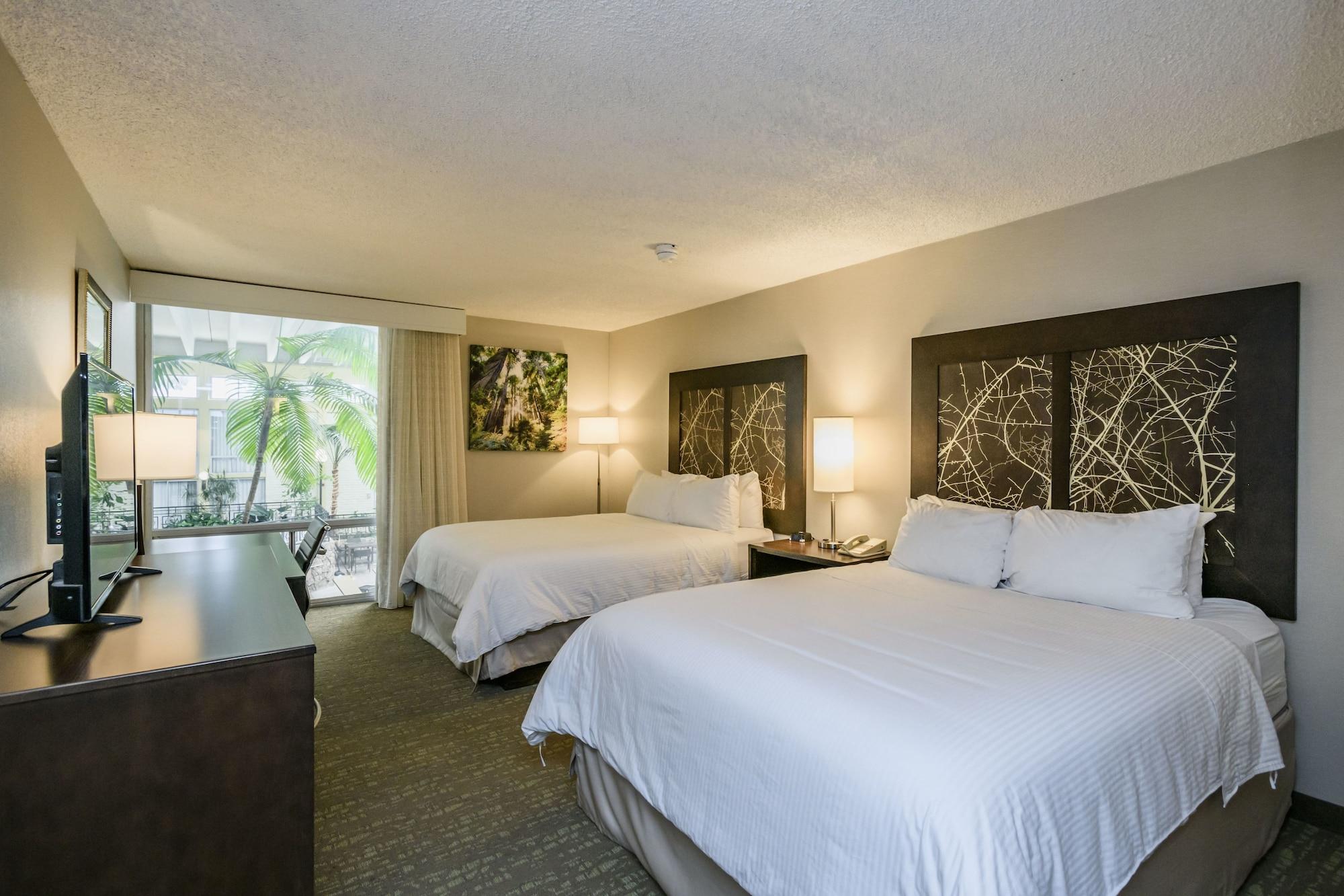 Hotel Wyndham Garden Fresno Yosemite Airport Exterior foto